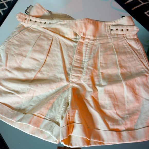 SOLD ALREADY! Banana Republic Formal Short Size 8 - Picture 4 of 10